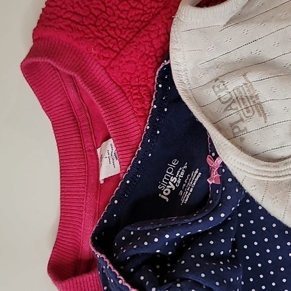 5/$30 GAP KIDS Sherpa Crewneck + CARTER'S Polka Dot Bodysuit + Tank - Picture 5 of 5